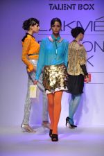 Model walk the ramp for Sanonya Garg Talent Box show at Lakme Fashion Week Day 2 on 4th Aug 2012 (22).JPG